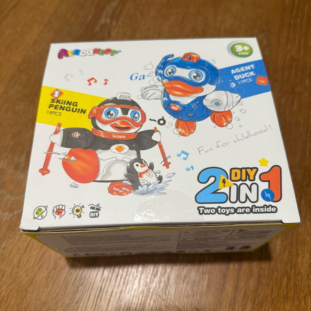 DIY 2-in-1 Skating Penguin and Agent Duck Toy Set NEW
